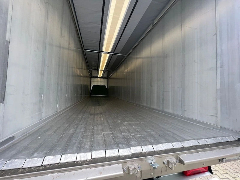 Kraker 92m3 K-Force New 10MM Cargo floor Liftas Aluminium velgen - Schuifvloer oplegger: afbeelding 4 Kraker 92m3 K-Force New 10MM Cargo floor Liftas Aluminium velgen - Schuifvloer oplegger: afbeelding 4