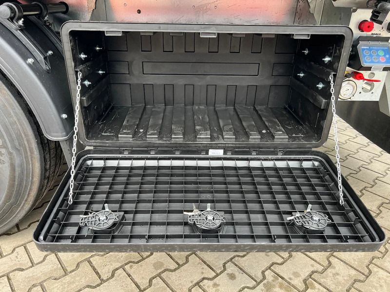 Schuifvloer oplegger kraker K-Force 92m3 Cargo Floor 8MM SAF, BPW, Remote control, NEW-NEU: afbeelding 9 Schuifvloer oplegger kraker K-Force 92m3 Cargo Floor 8MM SAF, BPW, Remote control, NEW-NEU: afbeelding 9