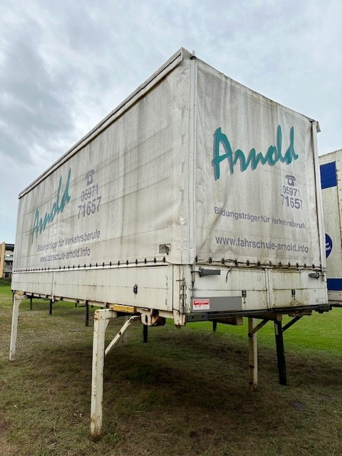 Ackermann-Fruehauf Wechselpritsche mit Bordwänden und Plane BDF System 7.150 mm - Schuifzeilen laadbak: afbeelding 1 Ackermann-Fruehauf Wechselpritsche mit Bordwänden und Plane BDF System 7.150 mm - Schuifzeilen laadbak: afbeelding 1