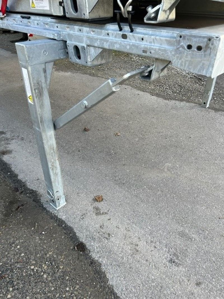 Kögel Wechselrahmen, BDF-System, 7.450 mm lang. - Open laadbak: afbeelding 4 Kögel Wechselrahmen, BDF-System, 7.450 mm lang. - Open laadbak: afbeelding 4