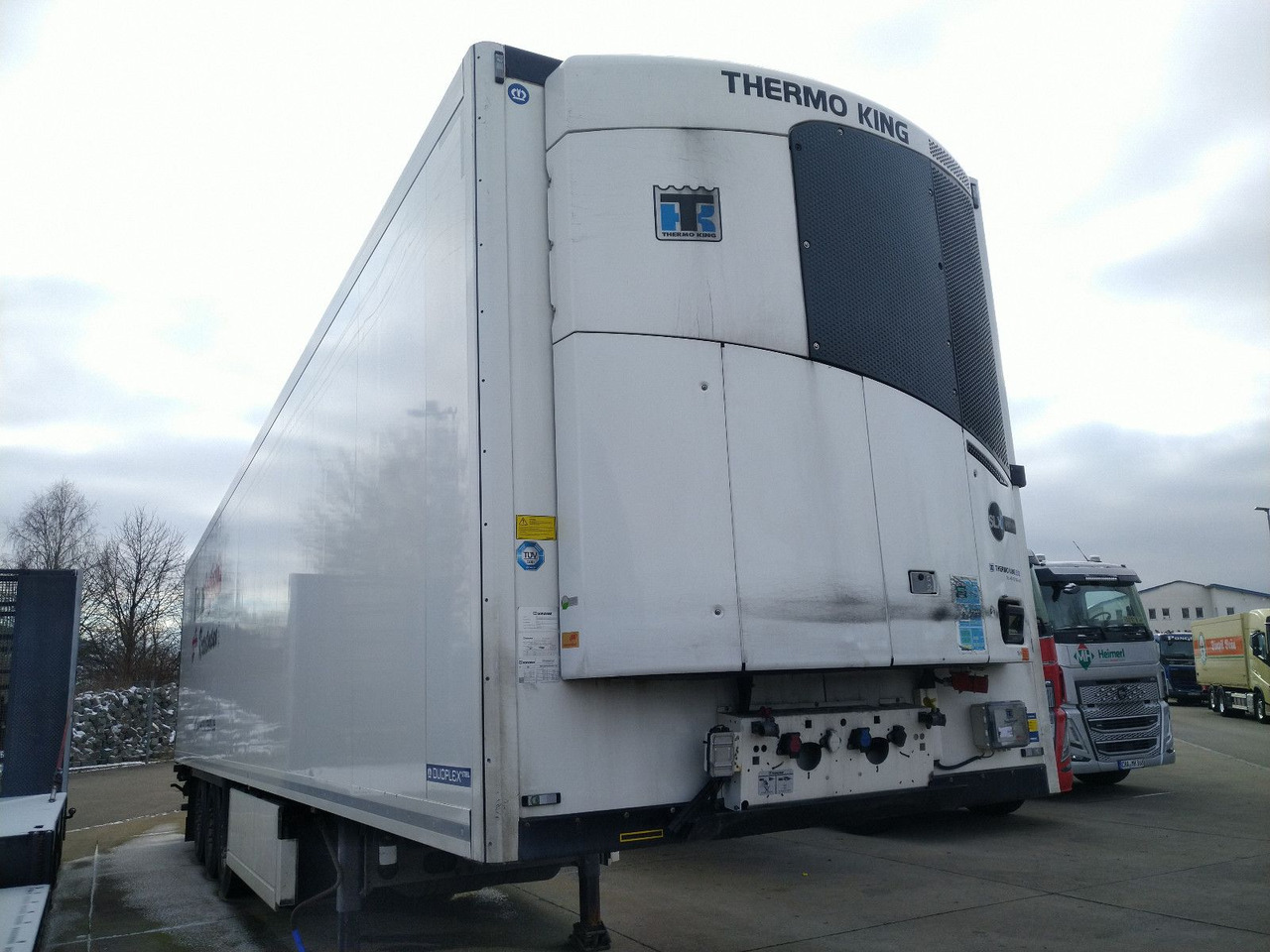 Krone SDR27eL4-MT Blumen BiTemp TK SLXi Double Rolltor - Gesloten oplegger: afbeelding 5 Krone SDR27eL4-MT Blumen BiTemp TK SLXi Double Rolltor - Gesloten oplegger: afbeelding 5