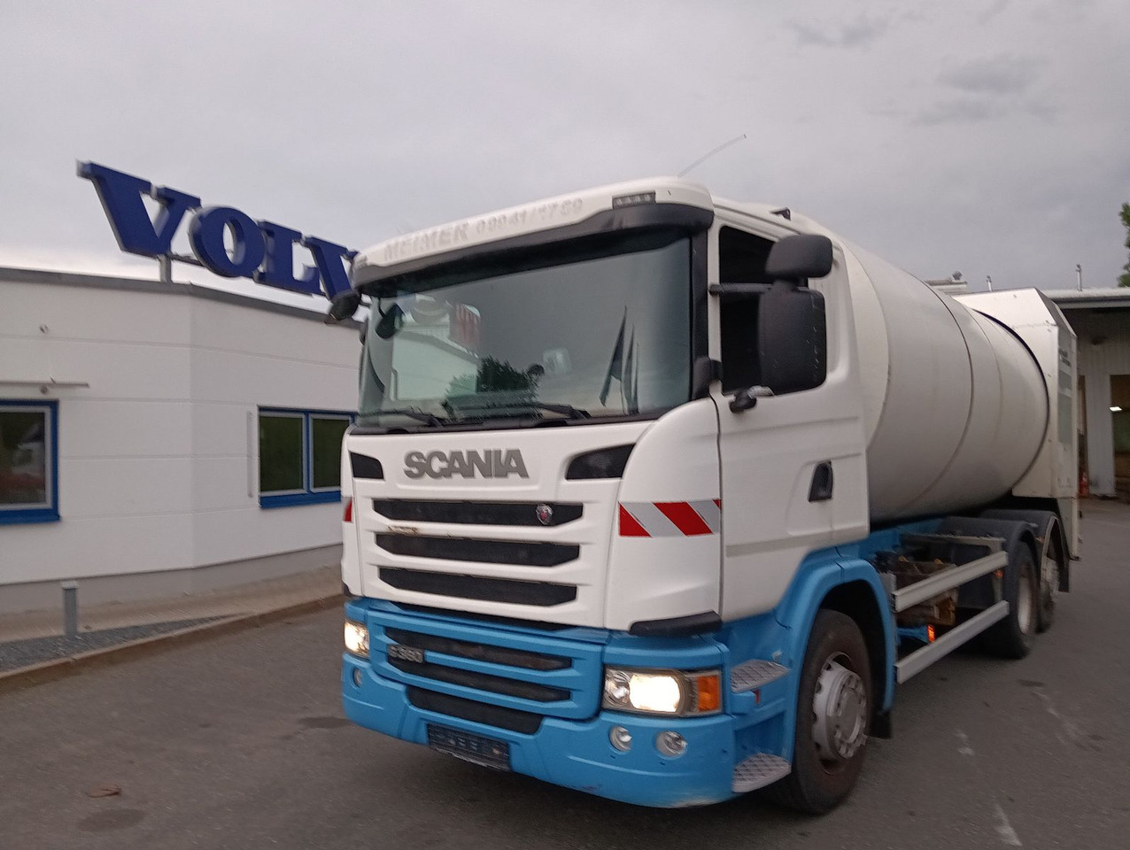 Scania G360 6x2 RETARDER FAUN ROTOPRESS 521L Zöller 230 - Vuilniswagen: afbeelding 4 Scania G360 6x2 RETARDER FAUN ROTOPRESS 521L Zöller 230 - Vuilniswagen: afbeelding 4