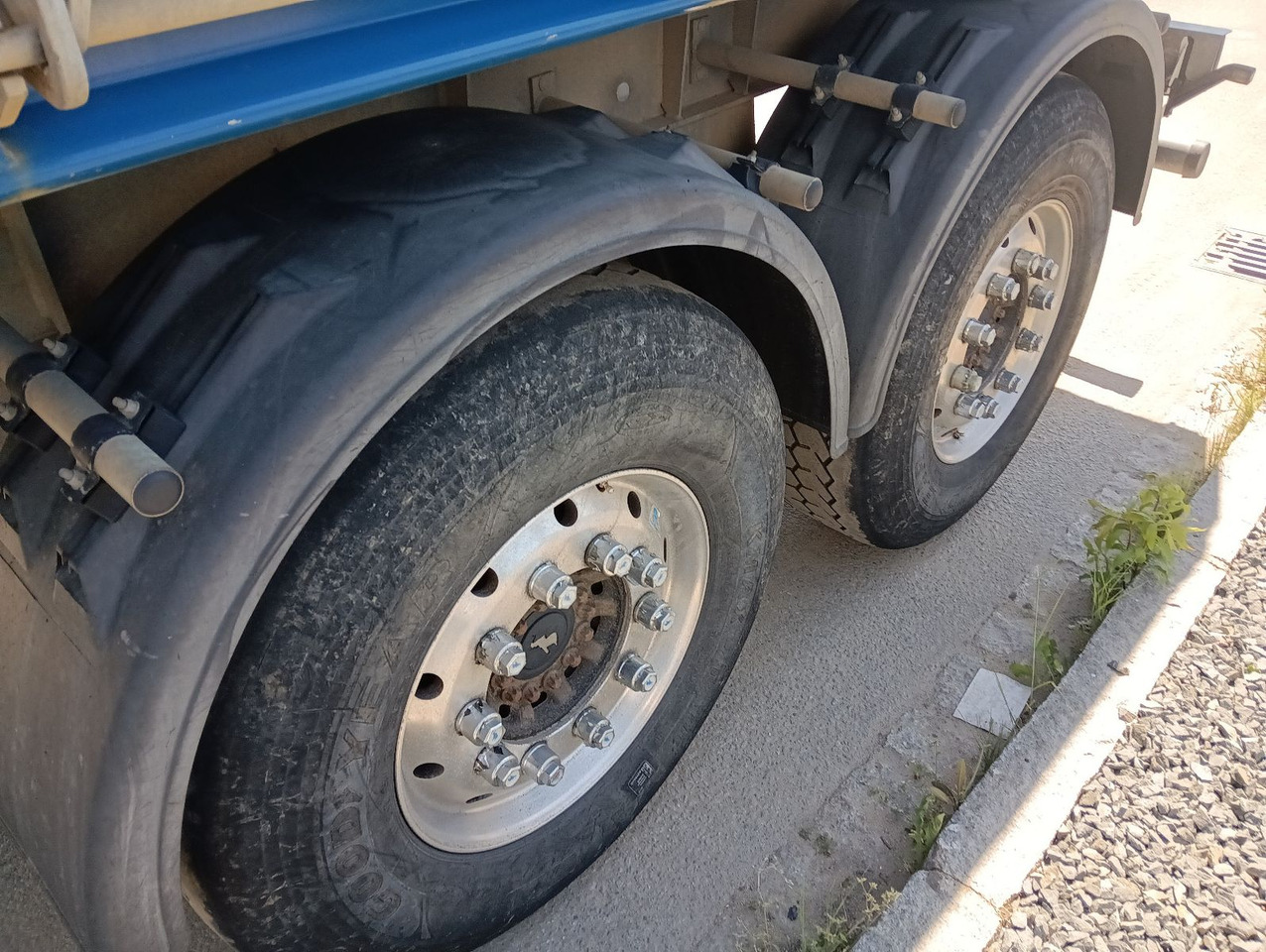 Kipper aanhangwagen Schmitz Cargobull ZKI 18 Tandem 3-Seiten Kipper ALU ALCOA Rollplan: afbeelding 16