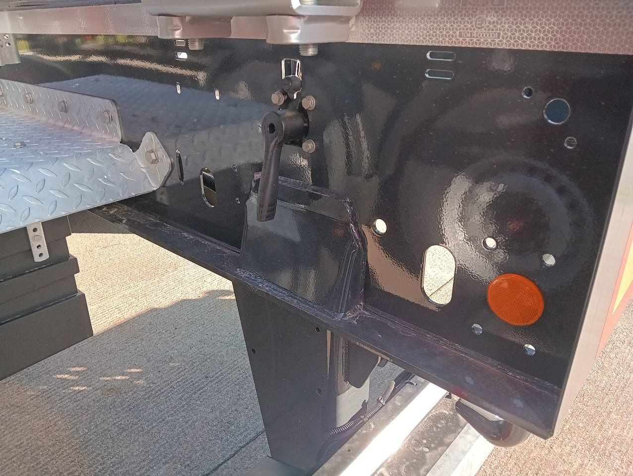 Nieuw Houtoplegger Schwarzmüller 3-A Rungensattel 6xExte144S 5560kg NEU sofort Schwarzmüller 3-A Rungensattel 6xExte144S 5560kg NEU sofort: afbeelding 8 Nieuw Houtoplegger Schwarzmüller 3-A Rungensattel 6xExte144S 5560kg NEU sofort Schwarzmüller 3-A Rungensattel 6xExte144S 5560kg NEU sofort: afbeelding 8