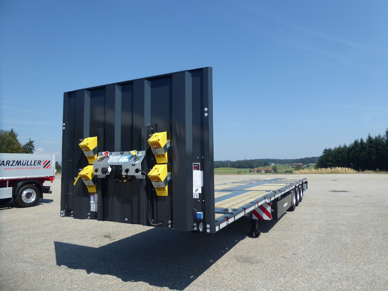 Schwarzmüller 3Achs Tele Rampen TwistLock40+2x20"SAF Lenk+Lift - Open bak met boorden oplegger: afbeelding 5 Schwarzmüller 3Achs Tele Rampen TwistLock40+2x20"SAF Lenk+Lift - Open bak met boorden oplegger: afbeelding 5