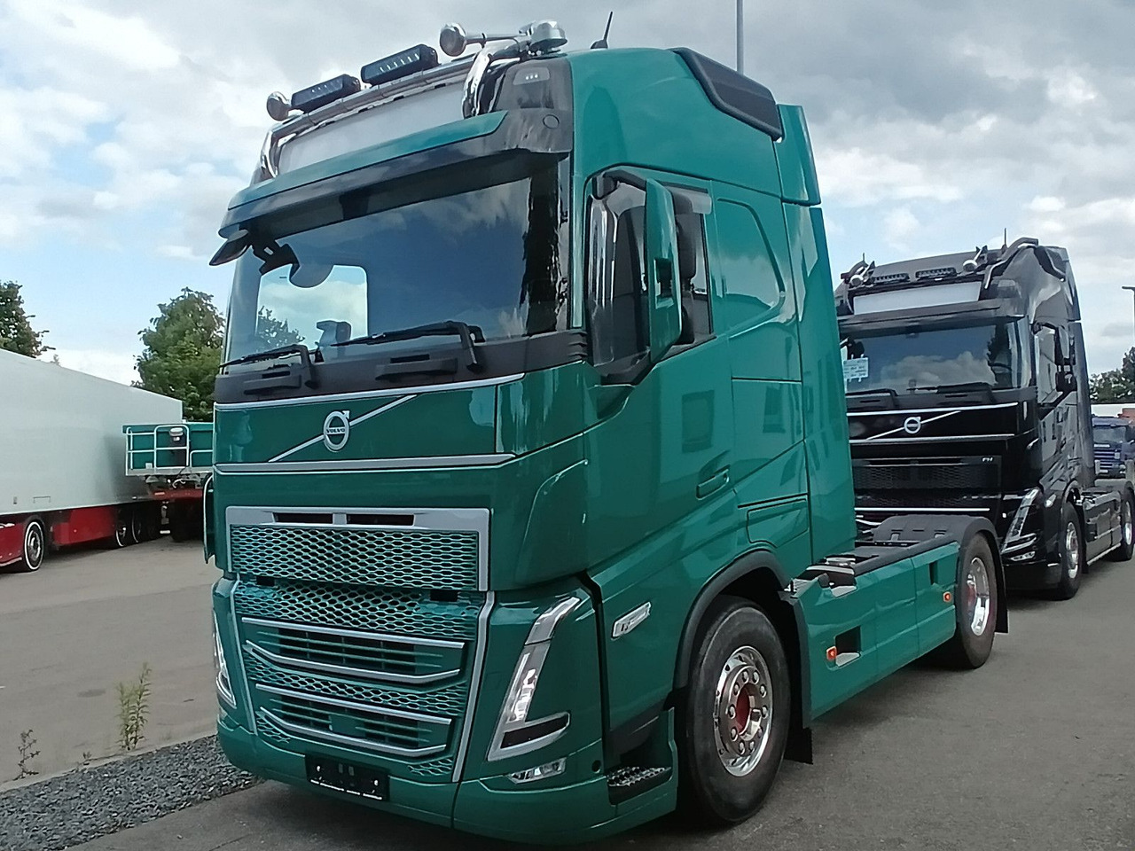 Volvo FH 500 4x2T Globe Voll-Luft ACC I-PARC NaviALCOA - Trekker: afbeelding 2 Volvo FH 500 4x2T Globe Voll-Luft ACC I-PARC NaviALCOA - Trekker: afbeelding 2