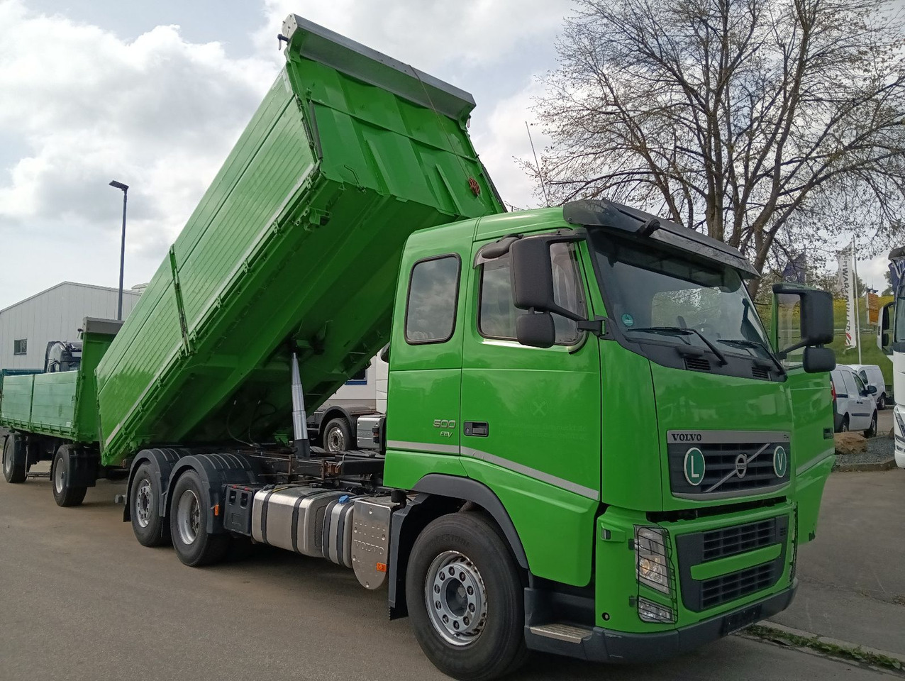 Volvo FH 500 6x2R 22m3 SCHWARZMÜLLER 3-S-GETREIDEKIPPE - Kipper vrachtwagen: afbeelding 1 Volvo FH 500 6x2R 22m3 SCHWARZMÜLLER 3-S-GETREIDEKIPPE - Kipper vrachtwagen: afbeelding 1