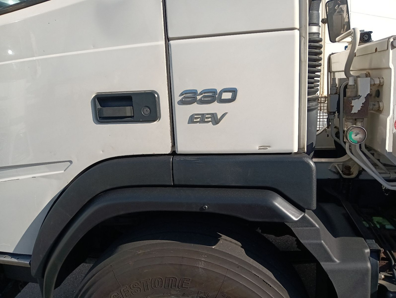 Volvo FMX 330 4x2 MEILLER TAK10 VOLVO Service TOP! EEV - Kipper vrachtwagen: afbeelding 4 Volvo FMX 330 4x2 MEILLER TAK10 VOLVO Service TOP! EEV - Kipper vrachtwagen: afbeelding 4