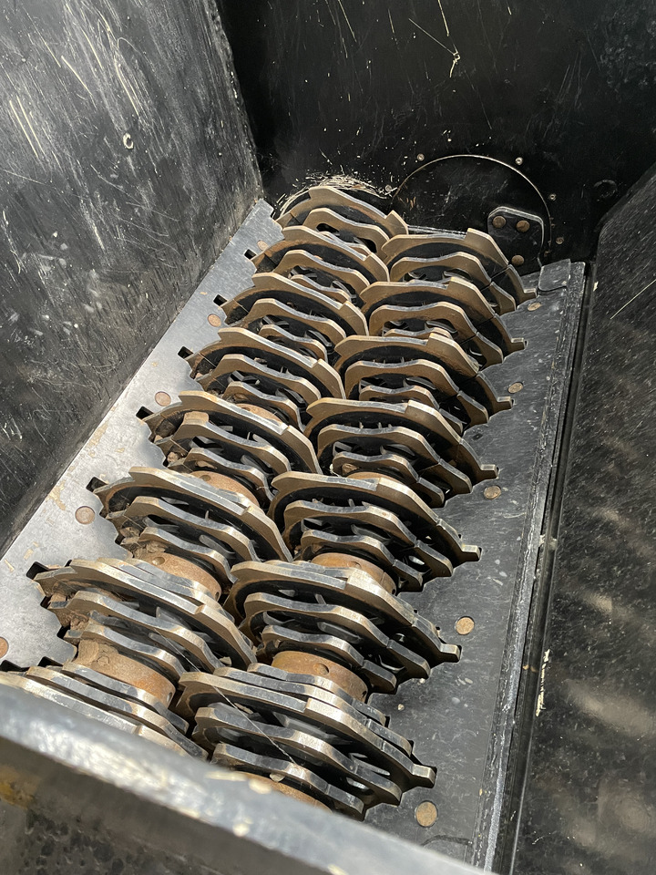 Simex VSE Siebschaufeln m. hydr. WELLENVERSTELLUNG - Puinbak voor Graafmachine: afbeelding 3 Simex VSE Siebschaufeln m. hydr. WELLENVERSTELLUNG - Puinbak voor Graafmachine: afbeelding 3