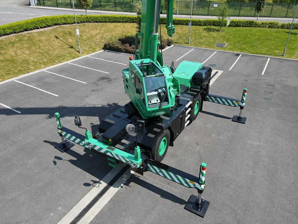 KATO CR250RV - 25 Ton City Crane - New Condition - Mobiele kraan: afbeelding 2 KATO CR250RV - 25 Ton City Crane - New Condition - Mobiele kraan: afbeelding 2