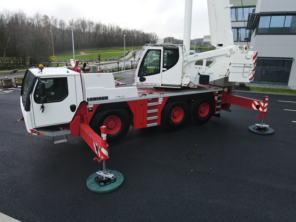 Alle terrein kraan LIEBHERR LTM1060-3.1 - Excellent Condition and Full Remote: afbeelding 7 Alle terrein kraan LIEBHERR LTM1060-3.1 - Excellent Condition and Full Remote: afbeelding 7