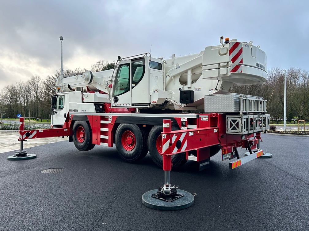 Alle terrein kraan LIEBHERR LTM1060-3.1 - Excellent Condition and Full Remote: afbeelding 13 Alle terrein kraan LIEBHERR LTM1060-3.1 - Excellent Condition and Full Remote: afbeelding 13