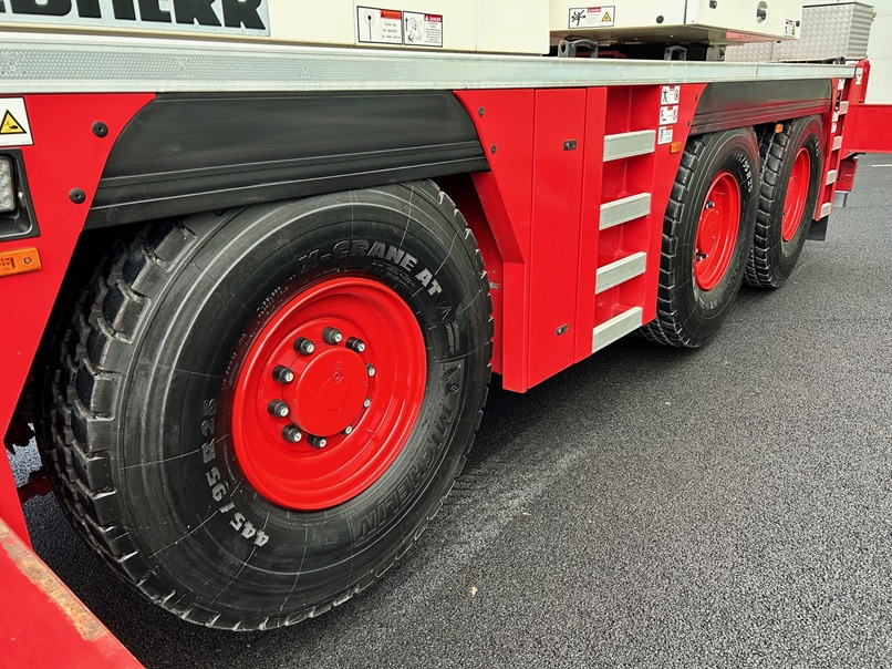 Alle terrein kraan LIEBHERR LTM1060-3.1 - Excellent Condition and Full Remote: afbeelding 37 Alle terrein kraan LIEBHERR LTM1060-3.1 - Excellent Condition and Full Remote: afbeelding 37