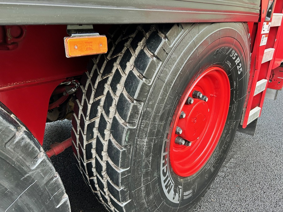 Alle terrein kraan LIEBHERR LTM1060-3.1 - Excellent Condition and Full Remote: afbeelding 30 Alle terrein kraan LIEBHERR LTM1060-3.1 - Excellent Condition and Full Remote: afbeelding 30