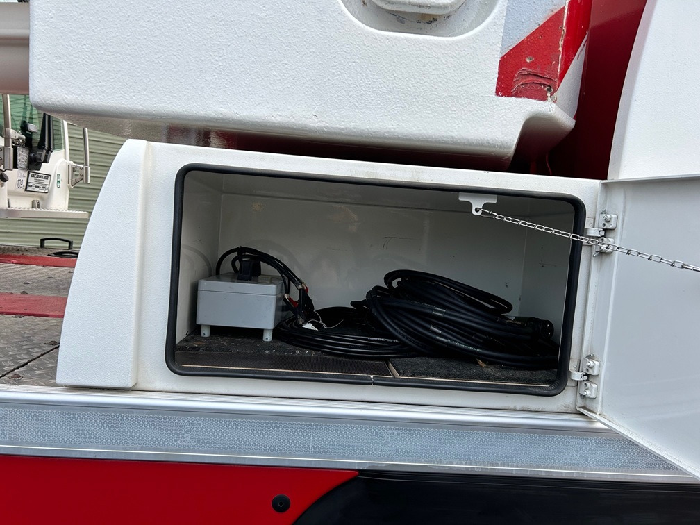 Alle terrein kraan LIEBHERR LTM1060-3.1 - Excellent Condition and Full Remote: afbeelding 25 Alle terrein kraan LIEBHERR LTM1060-3.1 - Excellent Condition and Full Remote: afbeelding 25