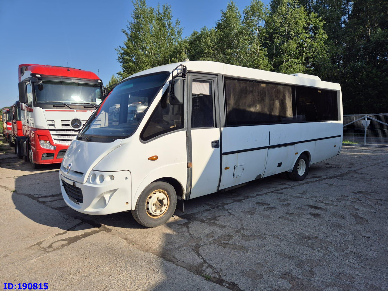 IVECO 65c18 Thesi Kapena 27place (Engine problem) - Touringcar: afbeelding 4 IVECO 65c18 Thesi Kapena 27place (Engine problem) - Touringcar: afbeelding 4
