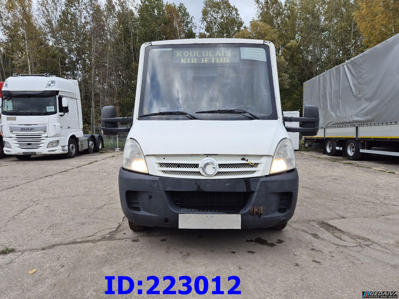 IVECO Daily 50C18 - 23-seater - Touringcar: afbeelding 2 IVECO Daily 50C18 - 23-seater - Touringcar: afbeelding 2