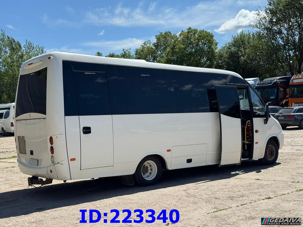 IVECO Wing Euro5 25 places - Touringcar: afbeelding 3 IVECO Wing Euro5 25 places - Touringcar: afbeelding 3