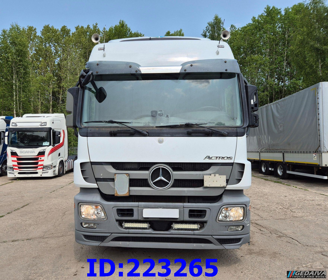 MERCEDES-BENZ Actros 2541 6x2 Retarder Open side box - Isotherm vrachtwagen: afbeelding 2 MERCEDES-BENZ Actros 2541 6x2 Retarder Open side box - Isotherm vrachtwagen: afbeelding 2