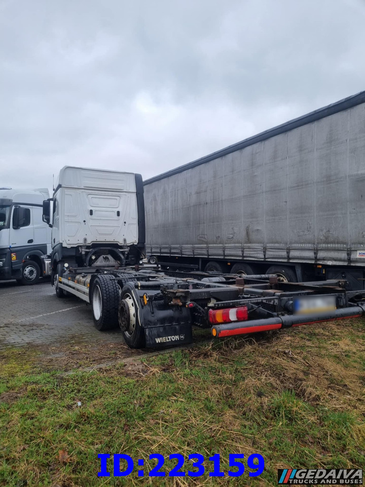 MERCEDES-BENZ Actros 2542 BDF 6x2 Euro6 - Chassis vrachtwagen: afbeelding 4 MERCEDES-BENZ Actros 2542 BDF 6x2 Euro6 - Chassis vrachtwagen: afbeelding 4