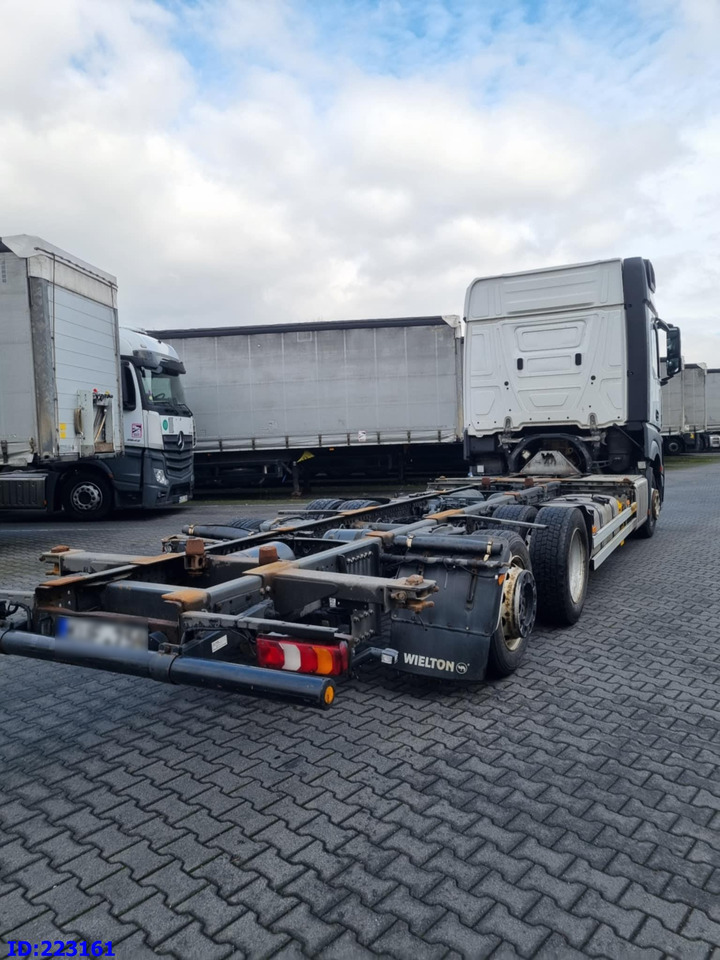 MERCEDES-BENZ Actros 2542 BDF 6x2 Euro6 - Chassis vrachtwagen: afbeelding 4 MERCEDES-BENZ Actros 2542 BDF 6x2 Euro6 - Chassis vrachtwagen: afbeelding 4