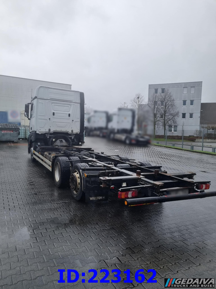 MERCEDES-BENZ Actros 2542 BDF 6x2 Euro6 - Chassis vrachtwagen: afbeelding 5 MERCEDES-BENZ Actros 2542 BDF 6x2 Euro6 - Chassis vrachtwagen: afbeelding 5