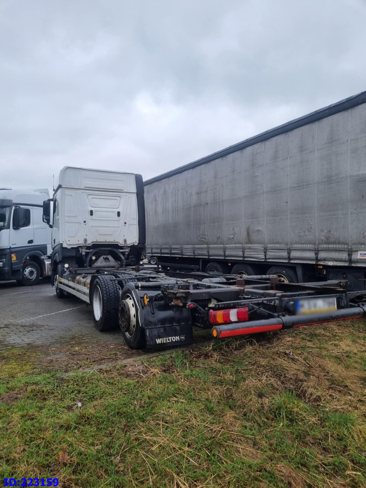 MERCEDES-BENZ Actros 2542 BDF 6x2 Euro6 - Chassis vrachtwagen: afbeelding 4 MERCEDES-BENZ Actros 2542 BDF 6x2 Euro6 - Chassis vrachtwagen: afbeelding 4