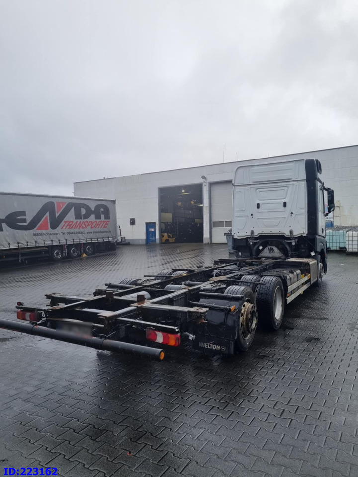 MERCEDES-BENZ Actros 2542 BDF 6x2 Euro6 - Chassis vrachtwagen: afbeelding 4 MERCEDES-BENZ Actros 2542 BDF 6x2 Euro6 - Chassis vrachtwagen: afbeelding 4