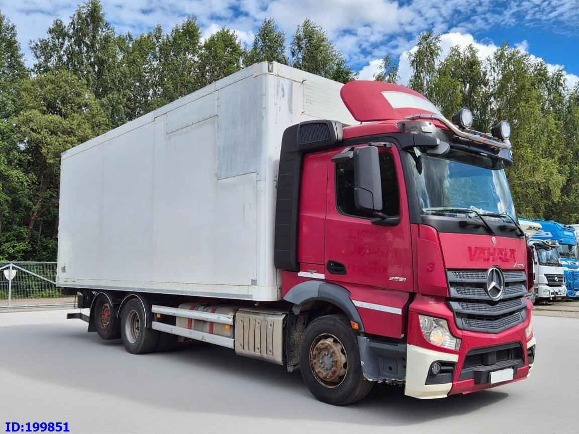 MERCEDES-BENZ Actros 2551 6x2 Euro5 - Bakwagen: afbeelding 2 MERCEDES-BENZ Actros 2551 6x2 Euro5 - Bakwagen: afbeelding 2