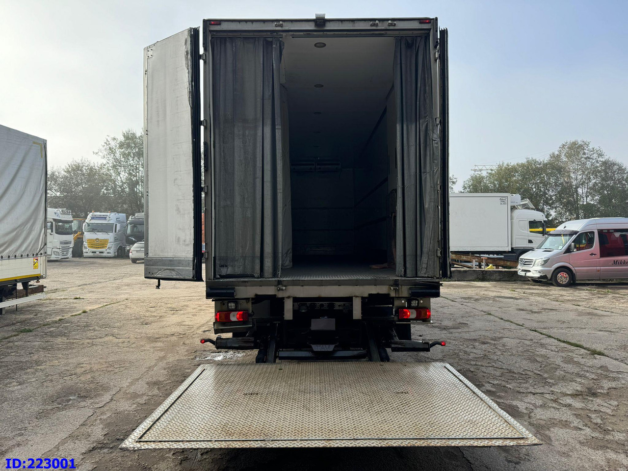 MERCEDES-BENZ Antos 2540 6x2 Euro6 - Koelwagen vrachtwagen: afbeelding 5 MERCEDES-BENZ Antos 2540 6x2 Euro6 - Koelwagen vrachtwagen: afbeelding 5