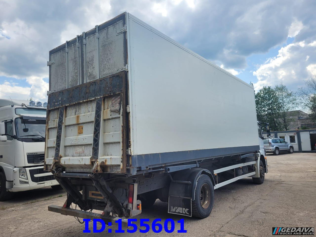 MERCEDES-BENZ Axor 1828 Manual - Isotherm vrachtwagen: afbeelding 5 MERCEDES-BENZ Axor 1828 Manual - Isotherm vrachtwagen: afbeelding 5