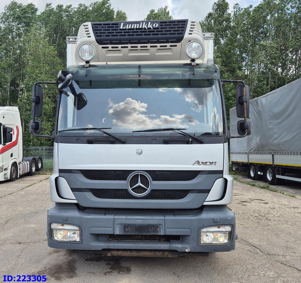 MERCEDES-BENZ Axor 1829 Euro5 Manual + Tail lift - Koelwagen vrachtwagen: afbeelding 2 MERCEDES-BENZ Axor 1829 Euro5 Manual + Tail lift - Koelwagen vrachtwagen: afbeelding 2