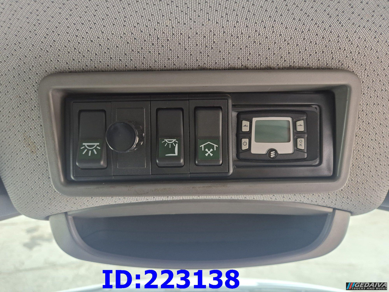 Touringcar MERCEDES-BENZ Sprinter 213 - Euro5: afbeelding 18