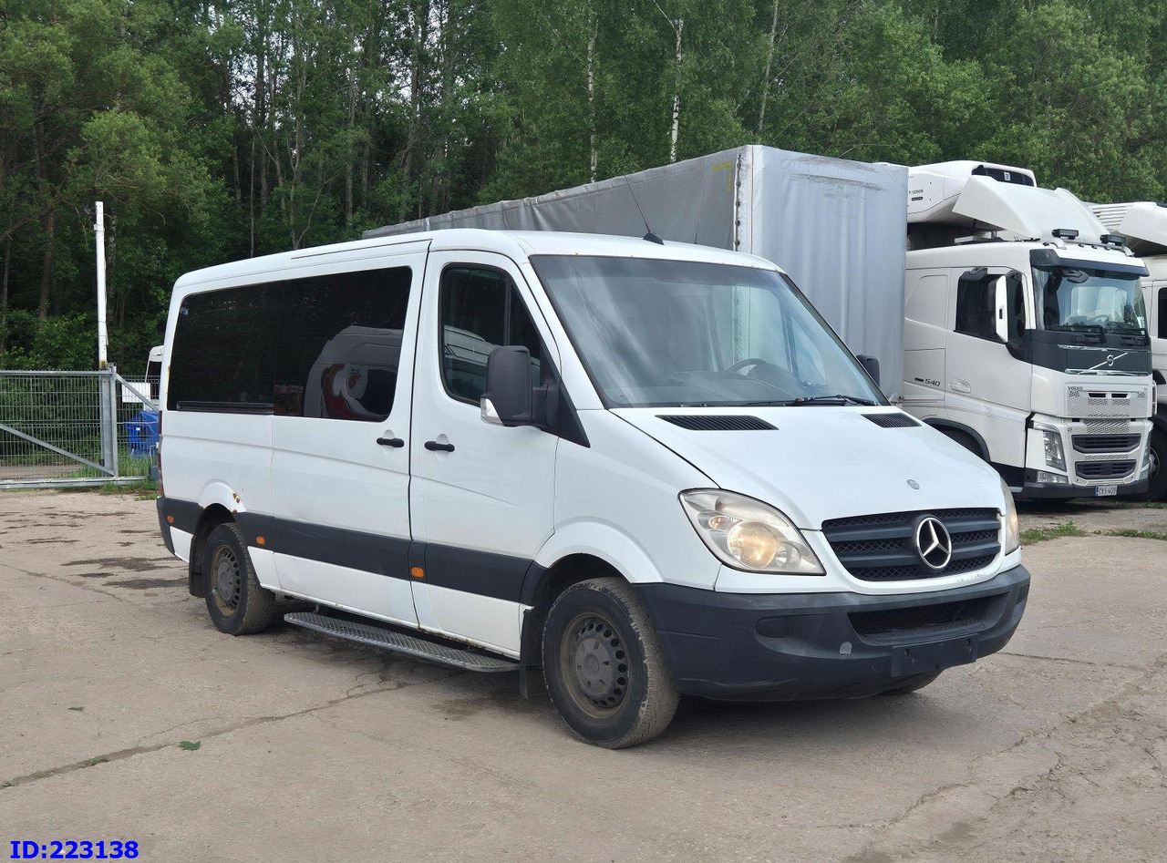 MERCEDES-BENZ Sprinter 213 - Euro5 - Touringcar: afbeelding 1 MERCEDES-BENZ Sprinter 213 - Euro5 - Touringcar: afbeelding 1