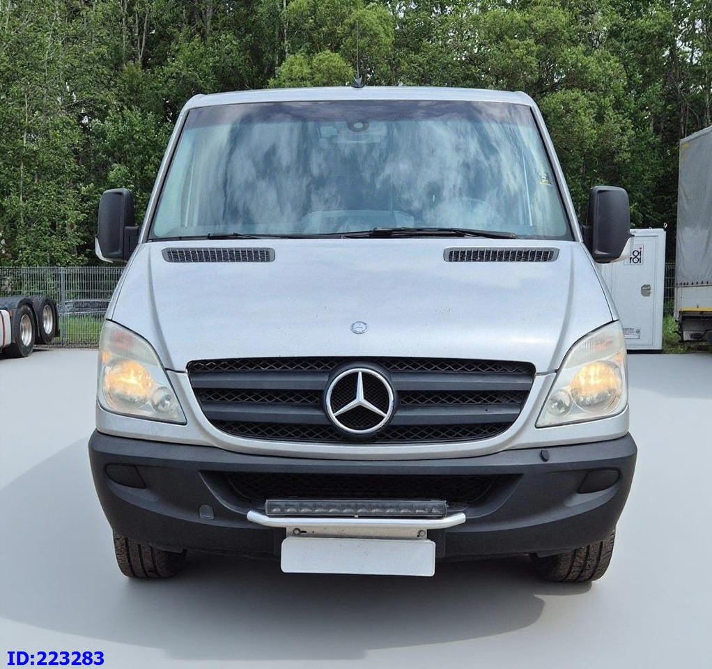 MERCEDES-BENZ Sprinter 313 - Kasten VIP -Euro5 - Minibus, Personenvervoer: afbeelding 2 MERCEDES-BENZ Sprinter 313 - Kasten VIP -Euro5 - Minibus, Personenvervoer: afbeelding 2