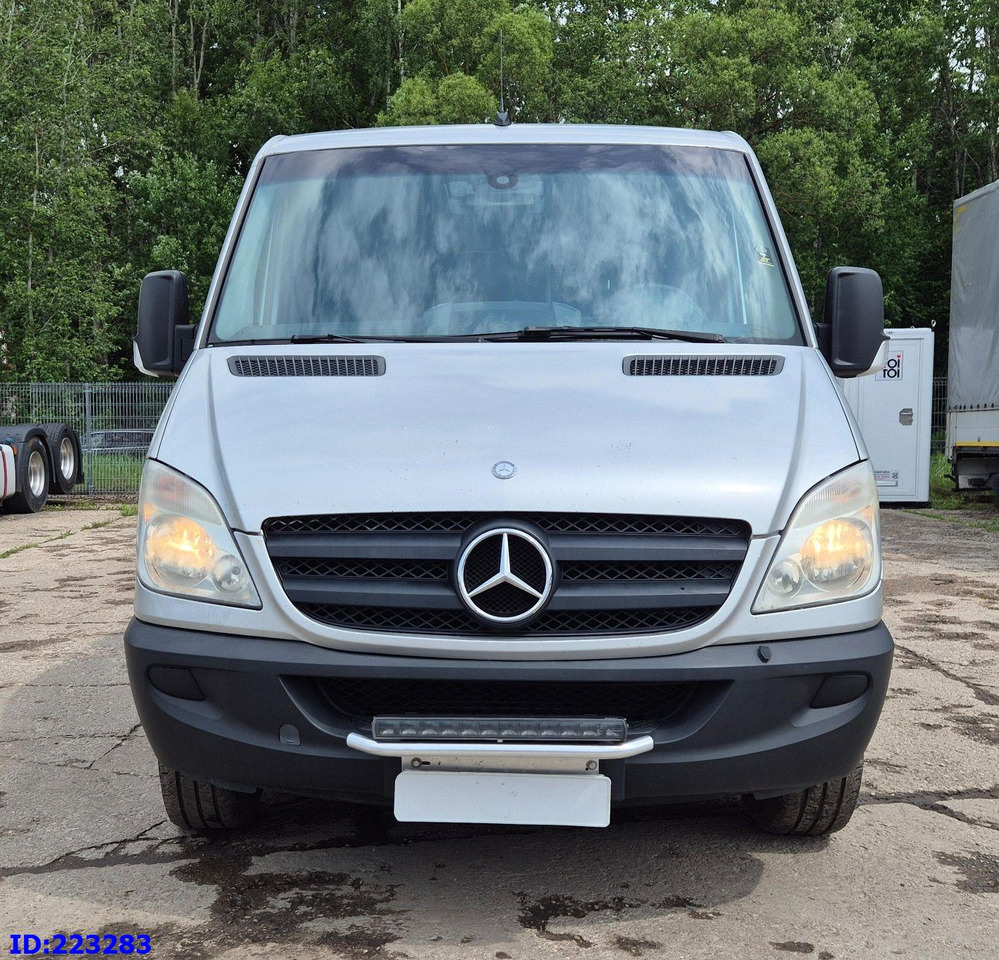 MERCEDES-BENZ Sprinter 313 - Kasten VIP -Euro5 - Touringcar: afbeelding 2 MERCEDES-BENZ Sprinter 313 - Kasten VIP -Euro5 - Touringcar: afbeelding 2