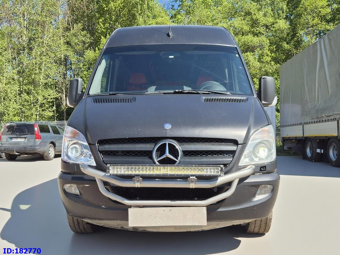 MERCEDES-BENZ Sprinter 319 VIP Euro5 - Minibus, Personenvervoer: afbeelding 2 MERCEDES-BENZ Sprinter 319 VIP Euro5 - Minibus, Personenvervoer: afbeelding 2