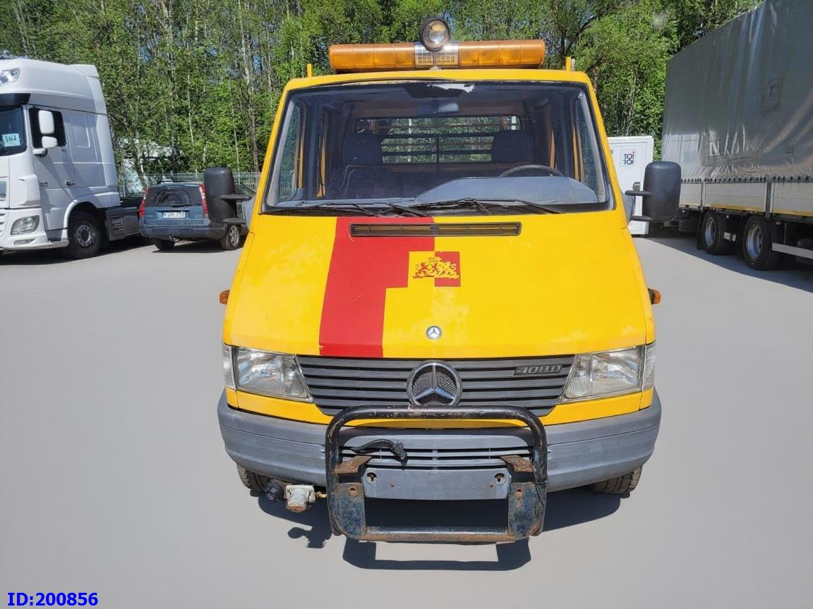 MERCEDES-BENZ Sprinter 408D - 5 Seater - Vrachtwagen met open laadbak: afbeelding 2 MERCEDES-BENZ Sprinter 408D - 5 Seater - Vrachtwagen met open laadbak: afbeelding 2