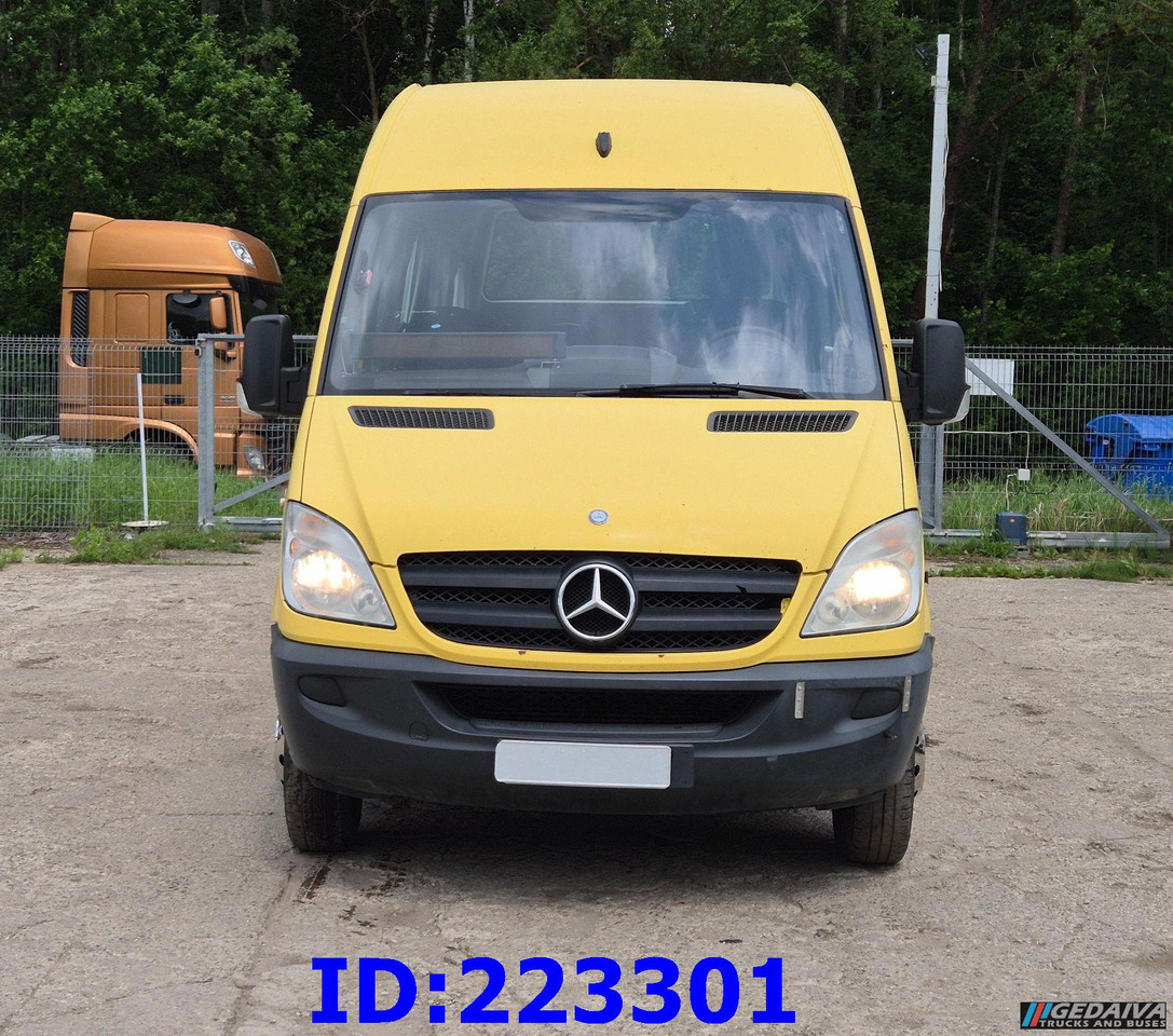 MERCEDES-BENZ Sprinter 515 TRANSFER 23 PLACES - Touringcar: afbeelding 2 MERCEDES-BENZ Sprinter 515 TRANSFER 23 PLACES - Touringcar: afbeelding 2