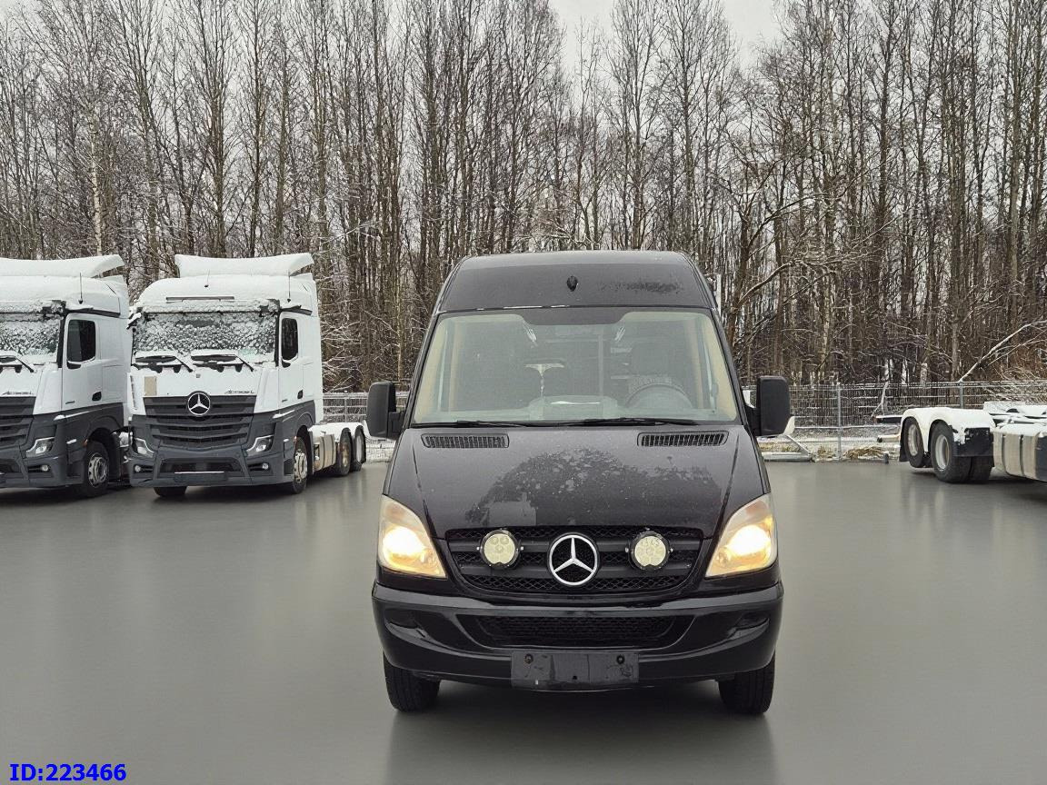 MERCEDES-BENZ Sprinter 515 VIP 24 places XXL - Touringcar: afbeelding 2 MERCEDES-BENZ Sprinter 515 VIP 24 places XXL - Touringcar: afbeelding 2