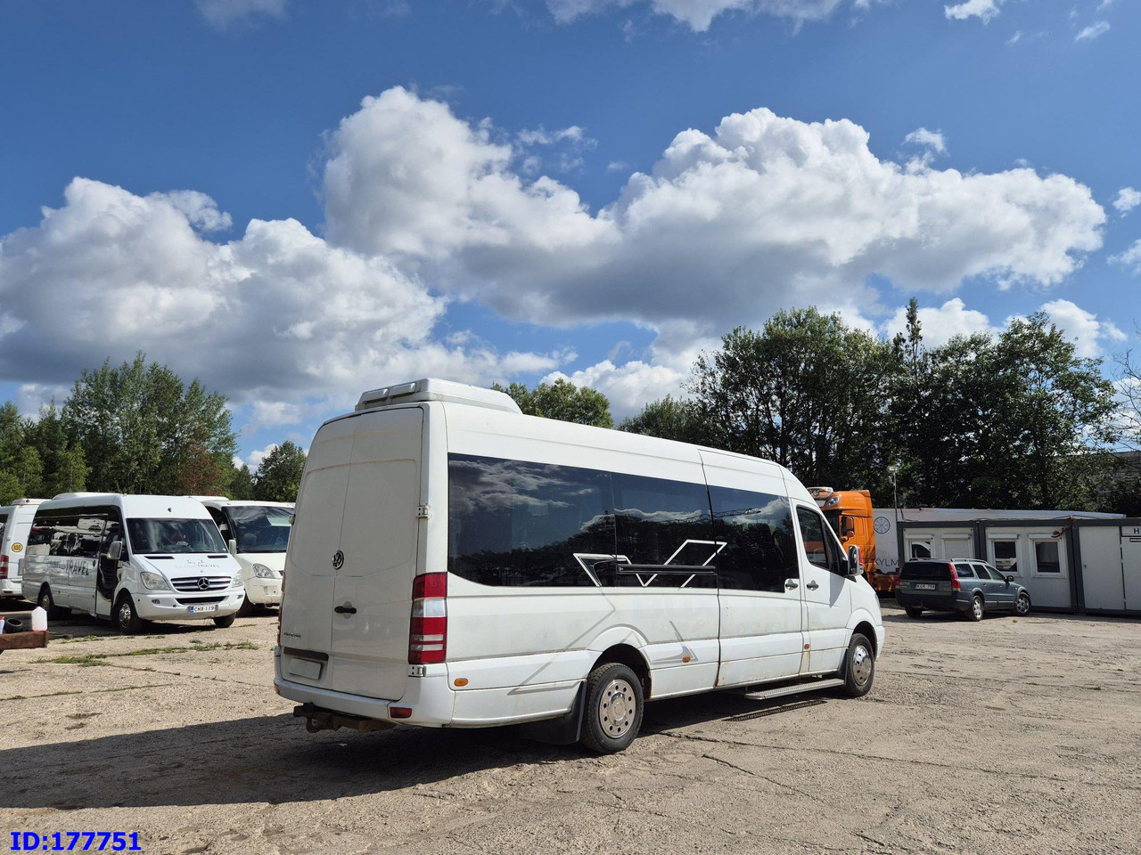 MERCEDES-BENZ Sprinter 518 - VIP - 17-seater - Touringcar: afbeelding 5 MERCEDES-BENZ Sprinter 518 - VIP - 17-seater - Touringcar: afbeelding 5
