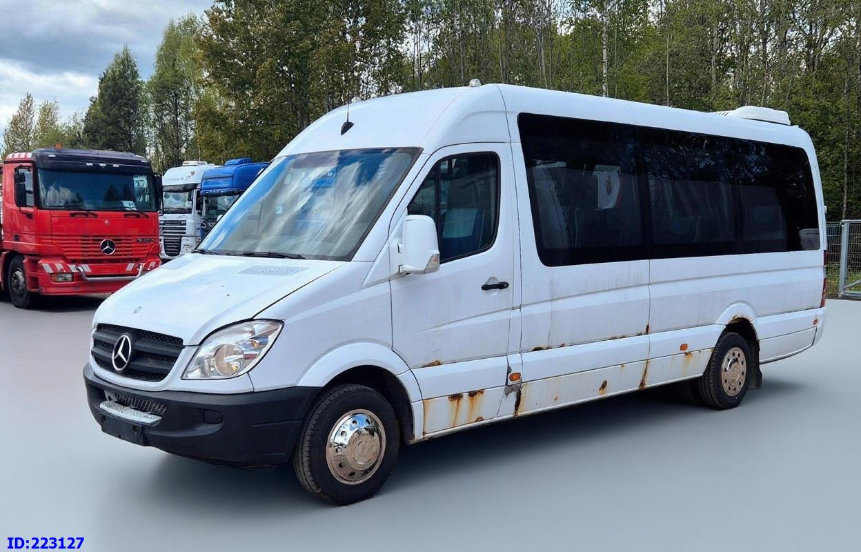 MERCEDES-BENZ Sprinter 518 - VIP -19 Seater - Minibus, Personenvervoer: afbeelding 4 MERCEDES-BENZ Sprinter 518 - VIP -19 Seater - Minibus, Personenvervoer: afbeelding 4