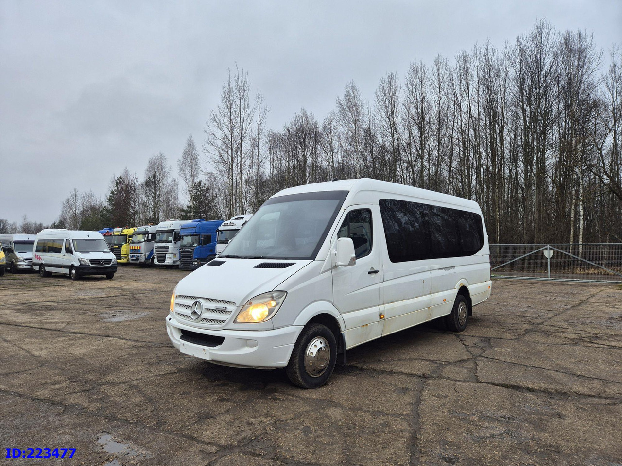 MERCEDES-BENZ Sprinter 518 - VIP - 20-seater - Touringcar: afbeelding 1 MERCEDES-BENZ Sprinter 518 - VIP - 20-seater - Touringcar: afbeelding 1