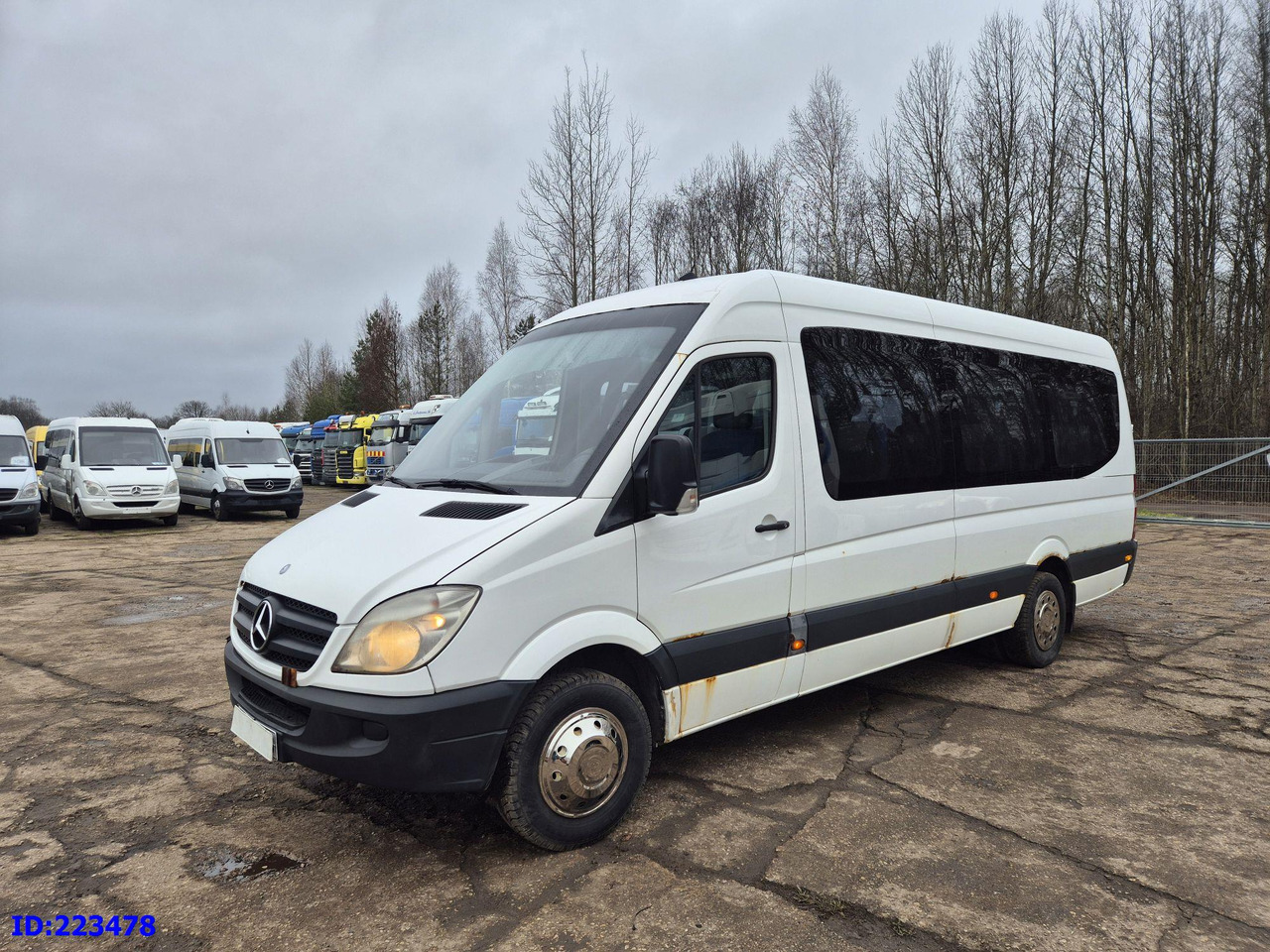 MERCEDES-BENZ Sprinter 518 - VIP - 20-seater - Touringcar: afbeelding 4 MERCEDES-BENZ Sprinter 518 - VIP - 20-seater - Touringcar: afbeelding 4