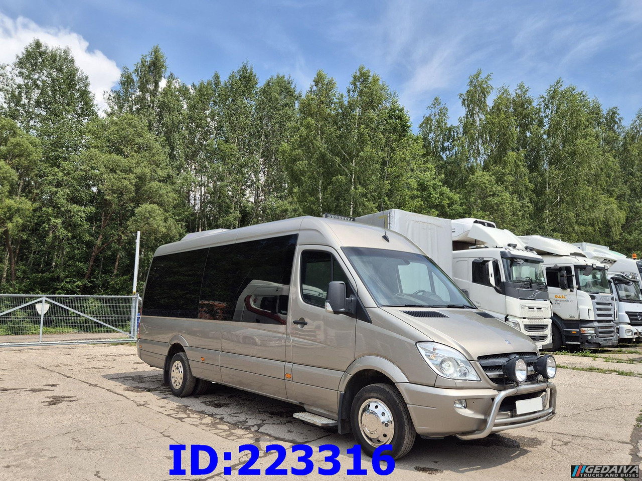 MERCEDES-BENZ Sprinter 519 VIP - 18 Seater - Euro 5 - Touringcar: afbeelding 4 MERCEDES-BENZ Sprinter 519 VIP - 18 Seater - Euro 5 - Touringcar: afbeelding 4