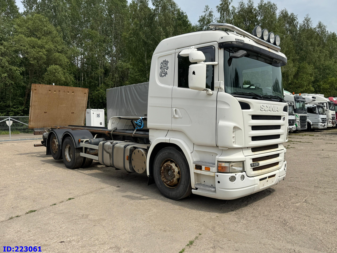 SCANIA R480 6X2 3 Pedals - Chassis vrachtwagen: afbeelding 4 SCANIA R480 6X2 3 Pedals - Chassis vrachtwagen: afbeelding 4