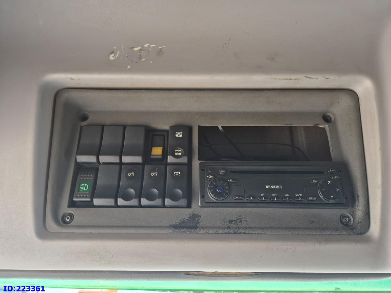 Trekker RENAULT Premium 420 6x2 Manual: afbeelding 15 Trekker RENAULT Premium 420 6x2 Manual: afbeelding 15