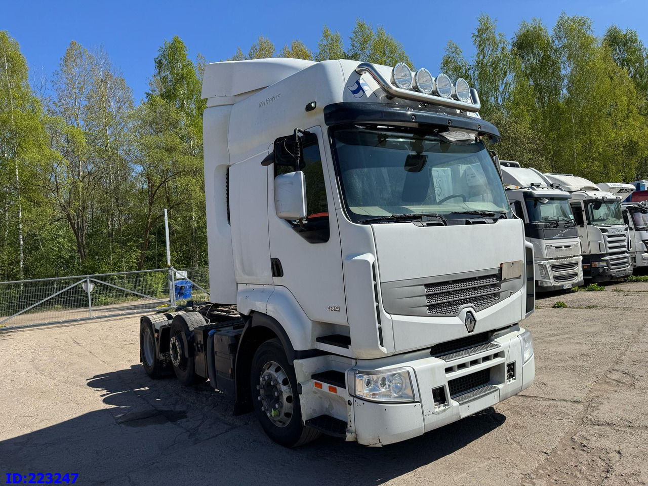 RENAULT Premium 6x2 460 EEV Euro5 - Trekker: afbeelding 2 RENAULT Premium 6x2 460 EEV Euro5 - Trekker: afbeelding 2