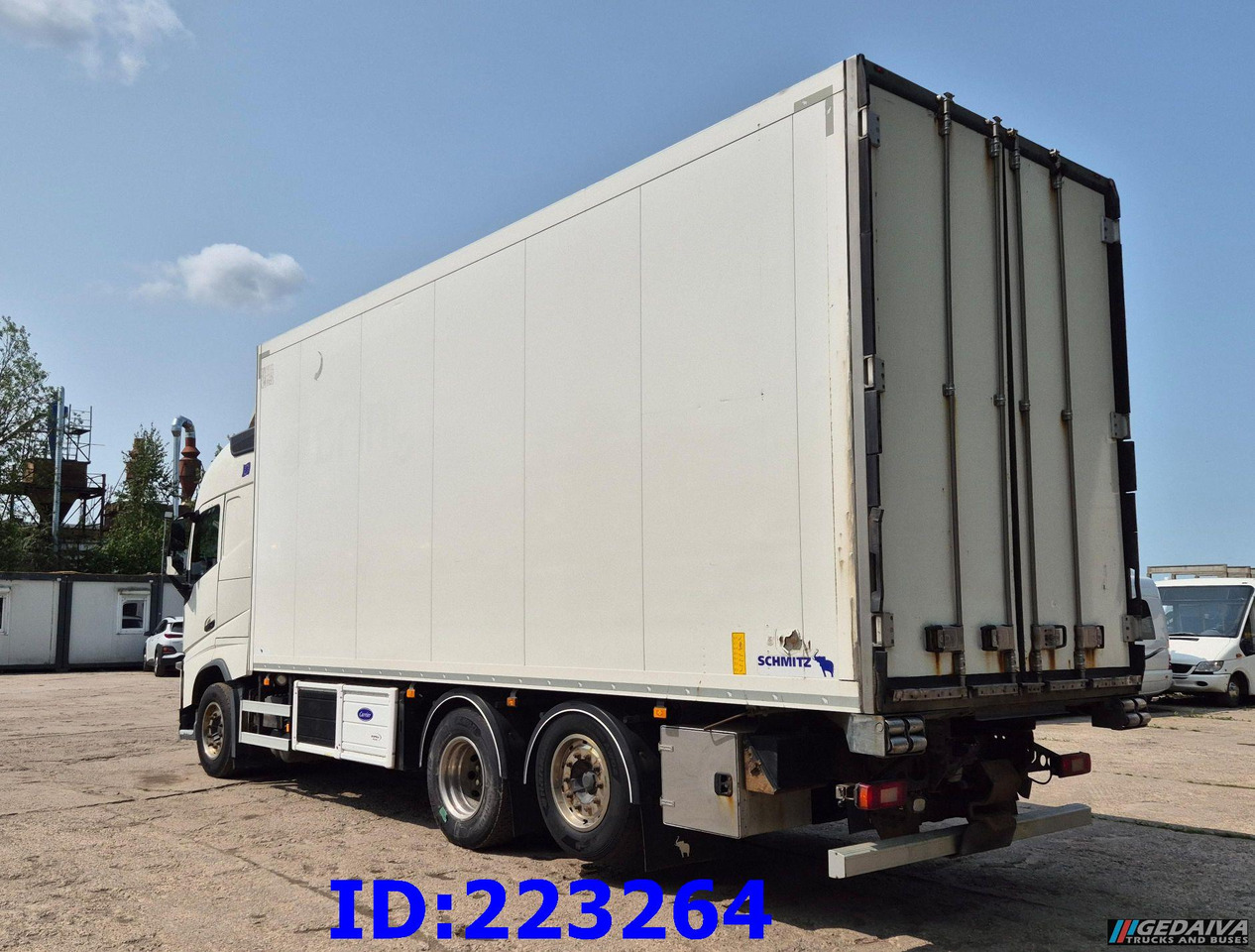 VOLVO FH13 460HP 6x2 Steering axle Euro6 - Koelwagen vrachtwagen: afbeelding 5 VOLVO FH13 460HP 6x2 Steering axle Euro6 - Koelwagen vrachtwagen: afbeelding 5