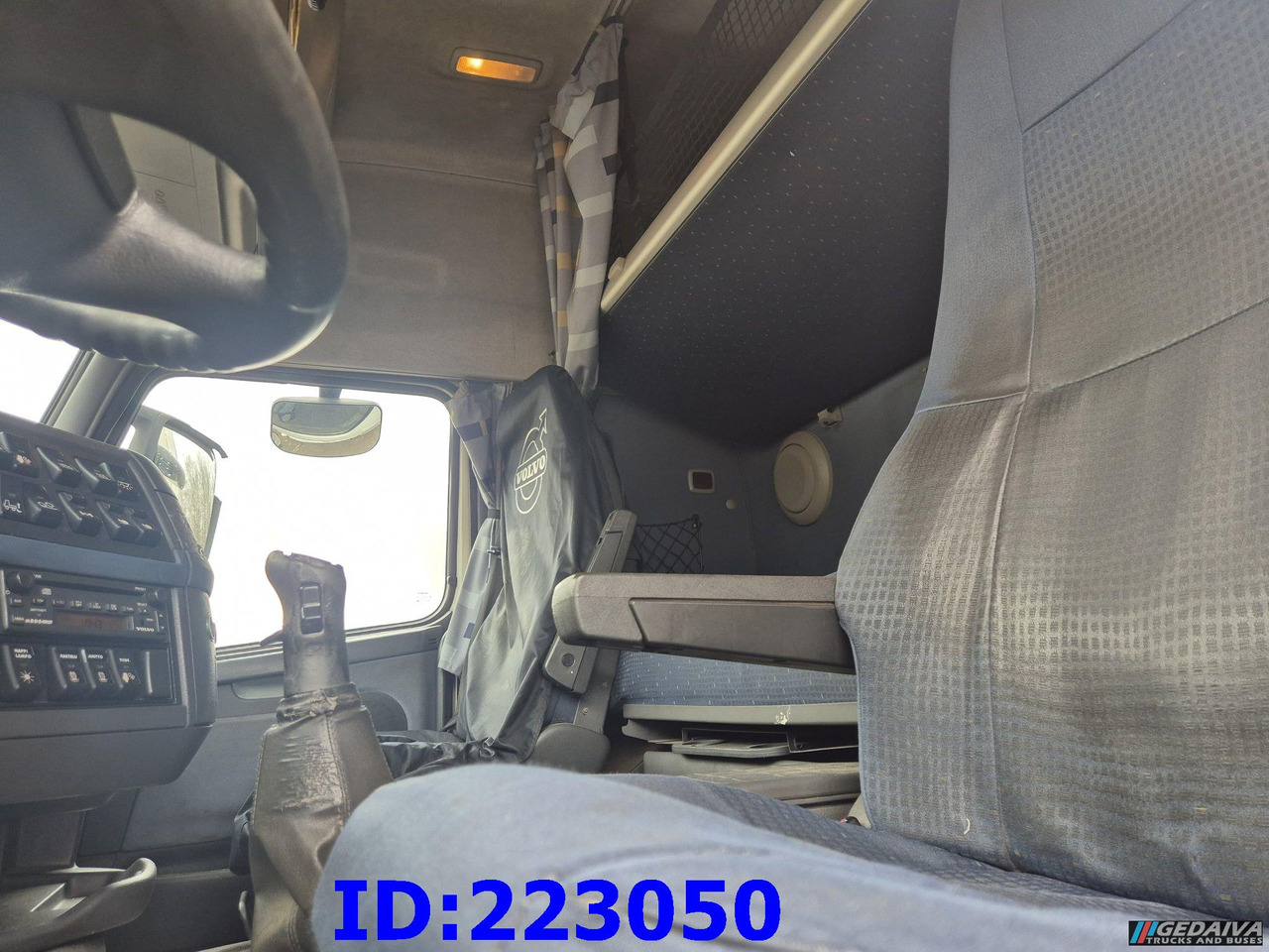 Isotherm vrachtwagen VOLVO FH13 480HP 6x2 Manual 10 tyres: afbeelding 13